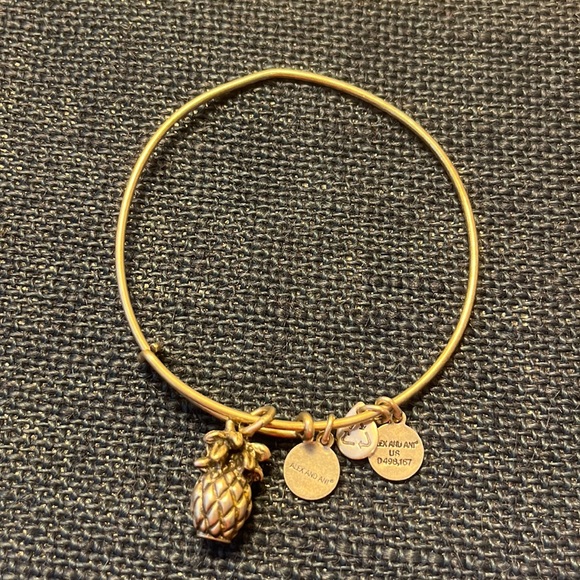Alex and Ani pineapple bracelet - Picture 1 of 1